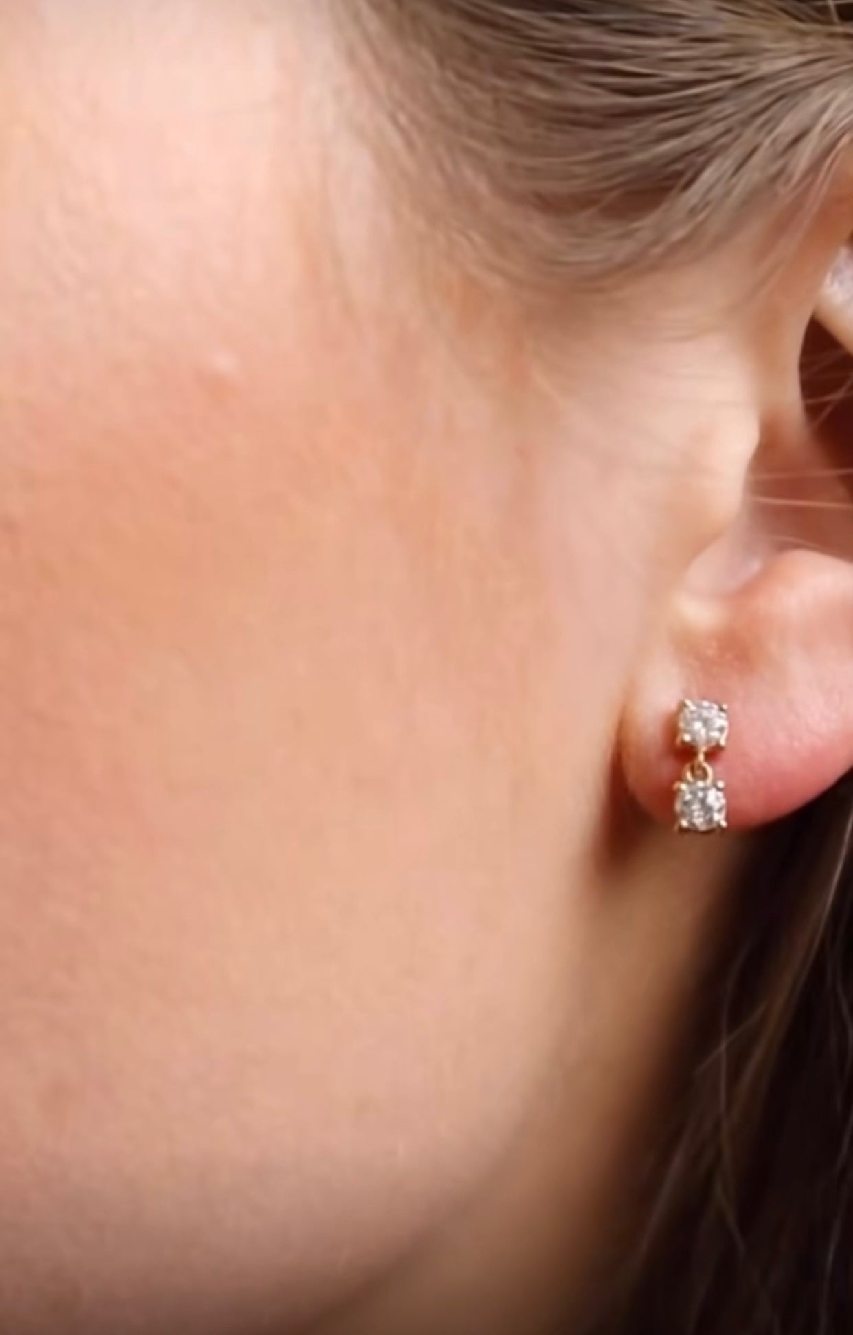 Diamant-Ohrringe mit zwei Steinen